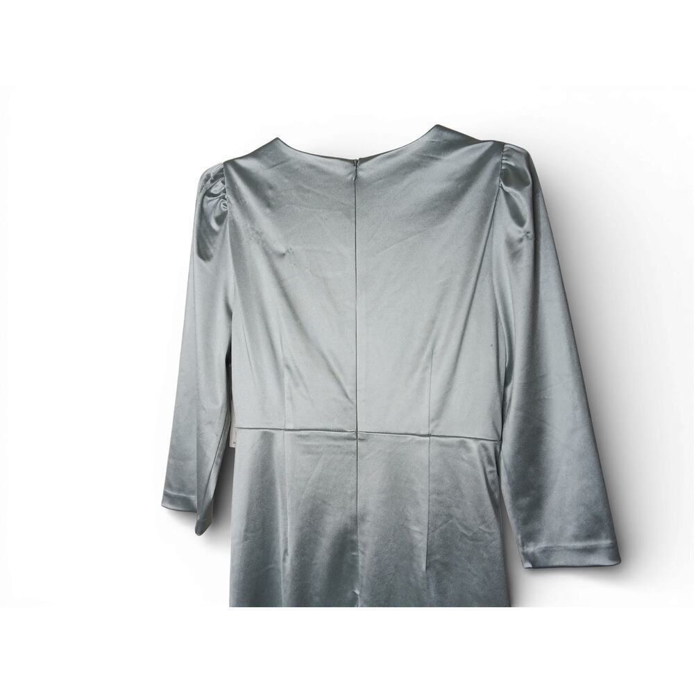 New with Tags Julia Jordan Silver Satin Ruched V Neck Cocktail Dress 6 - Picture 10 of 16